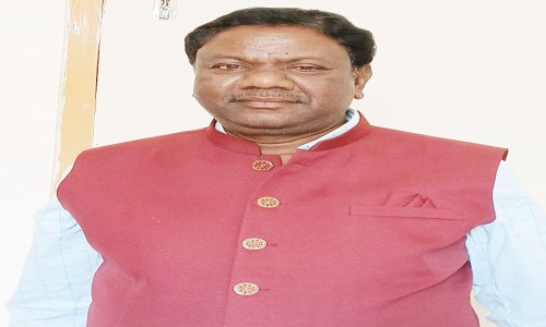 గౌడ్ సాబ్ పట్టాలు ఇచ్చినా... రెడ్డి గారు తాళాలు ఇస్తలేడు..!? - జర్నలిస్టుల ‘సొంతింటి కల’కు అధికారుల ఫుల్స్టాప్ ఎప్పుడు.! - ఇళ్లు సిద్ధం... లబ్ధిదారులు సిద్ధం... మరి పంపిణీకి అడ్డంకి ఎవరు..?